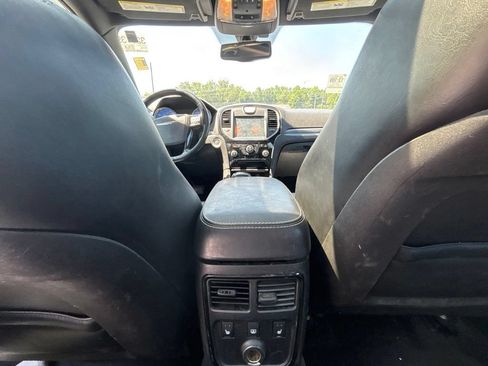 Used 2013 Chrysler 300 S w/ Luxury Group AWD/4WD image 18