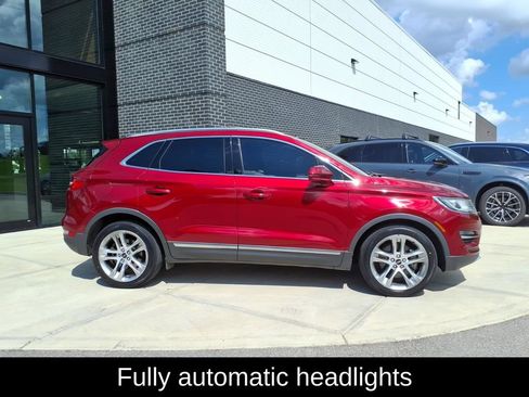 Used 2017 Lincoln MKC Reserve w/ Lincoln MKC Climate Package AWD/4WD image 8