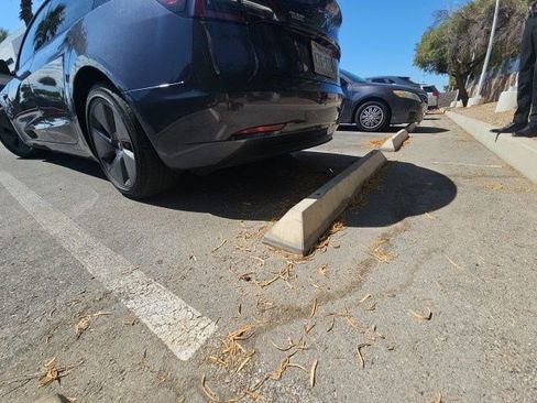 Used 2021 Tesla Model 3 Long Range AWD/4WD image 17