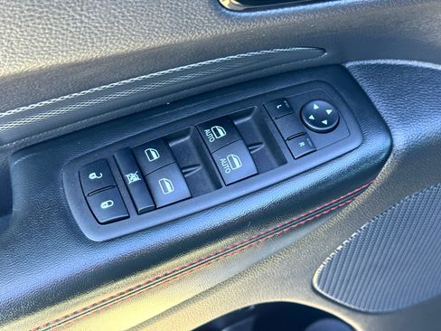 Used 2025 Dodge Durango GT image 16