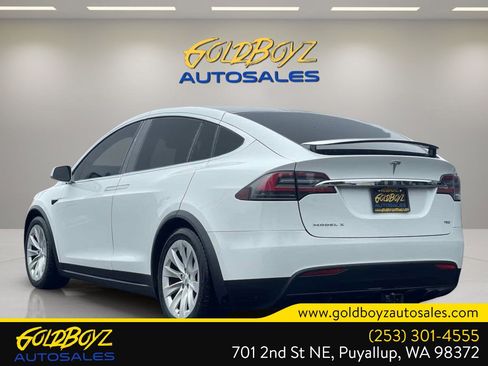 Used 2017 Tesla Model X 75D image 7