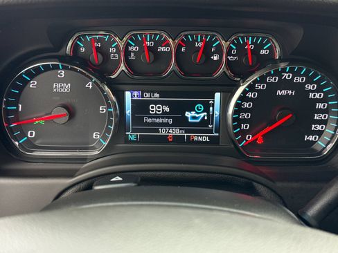 Used 2018 Chevrolet Tahoe Premier AWD/4WD image 22