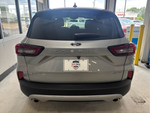 Certified 2024 Ford Escape Active AWD/4WD image 7