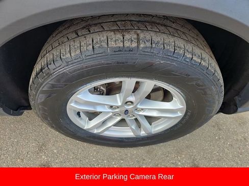 Used 2022 Ford Explorer XLT w/ Equipment Group 202A image 13