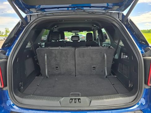 Used 2023 Ford Explorer ST-Line AWD/4WD image 11