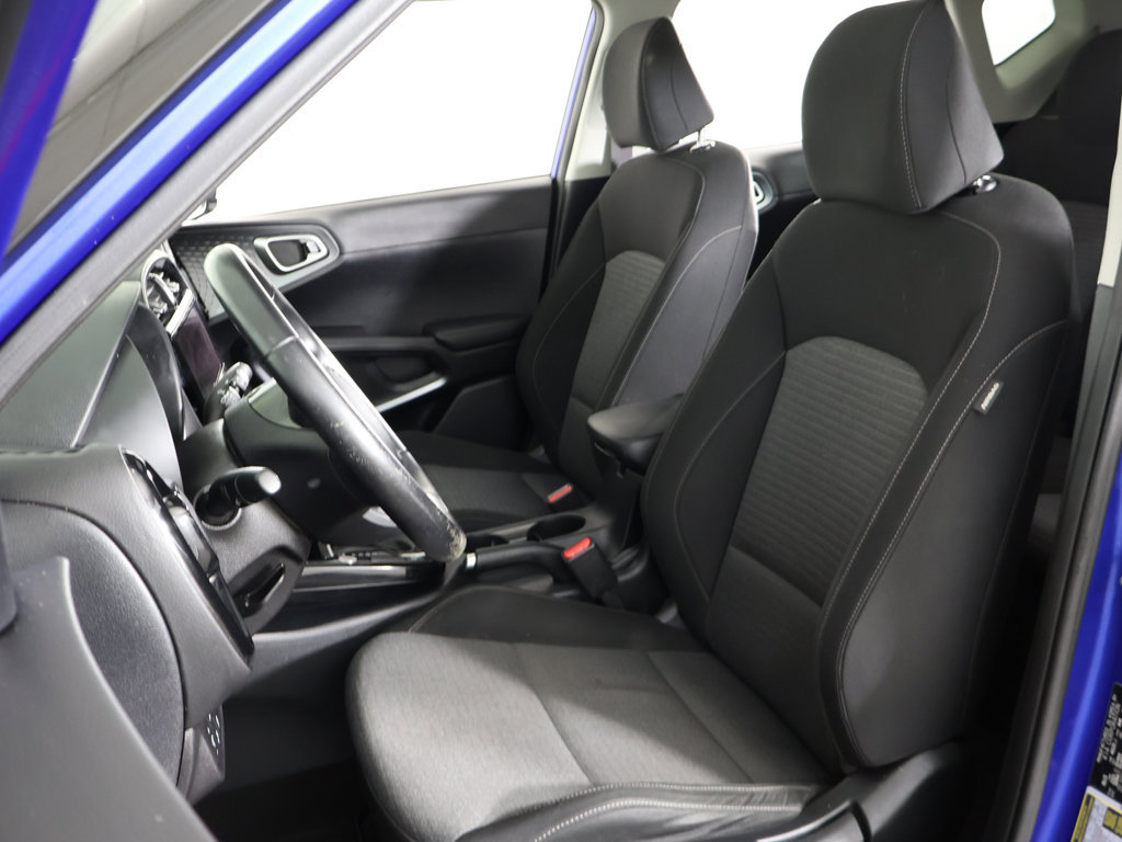 Used 2022 Kia Soul GT-Line FWD image 29