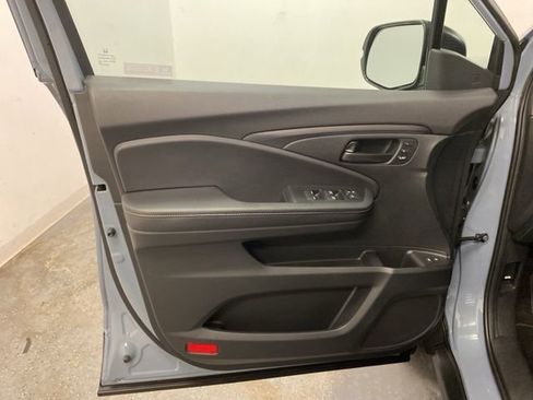 Certified 2023 Honda Passport EX-L image 20