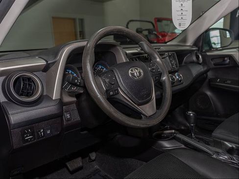 Used 2018 Toyota RAV4 LE w/ All Weather Liner Package AWD/4WD image 10