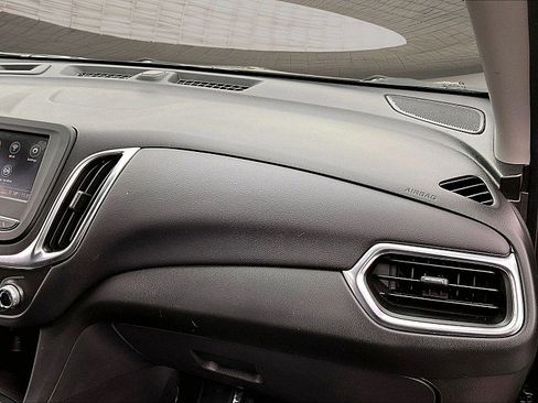 Used 2022 Chevrolet Equinox LT FWD image 15