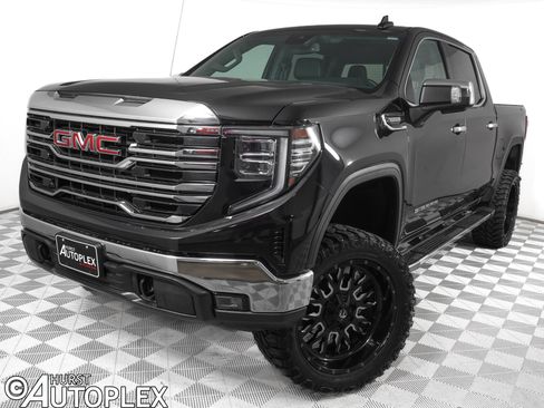 Used 2023 GMC Sierra 1500 SLT AWD/4WD image 1