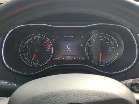 Used 2020 Jeep Cherokee Limited w/ Technology Group FWD image 26