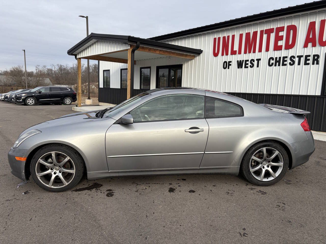 Used 2003 INFINITI G35 Coupe w/ Performance Tire & Wheel Pkg RWD image 12