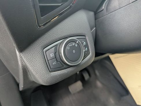 Used 2018 Ford Escape SEL image 16