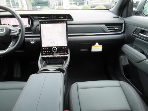 New 2027 GMC Terrain AT4 w/ Convenience Package III AWD/4WD image 14