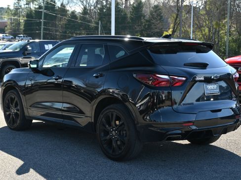 Used 2022 Chevrolet Blazer RS w/ Enhanced Convenience Package image 11