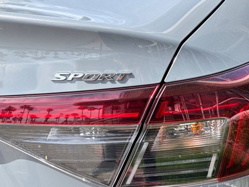 Used 2025 Honda Civic Sport image 26