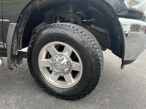 Used 2016 RAM 3500 Tradesman w/ Chrome Appearance Group image 5