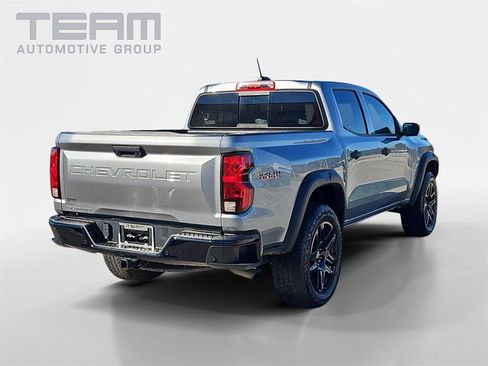 Used 2024 Chevrolet Colorado Trail Boss w/ Technology Package image 7