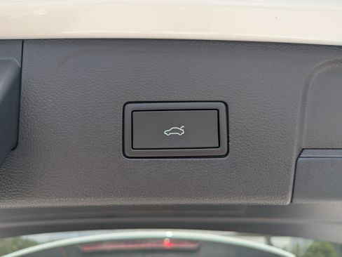 New 2026 Volkswagen Atlas SEL AWD/4WD image 14