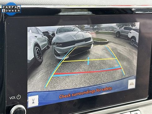 Used 2025 Toyota Camry SE image 25