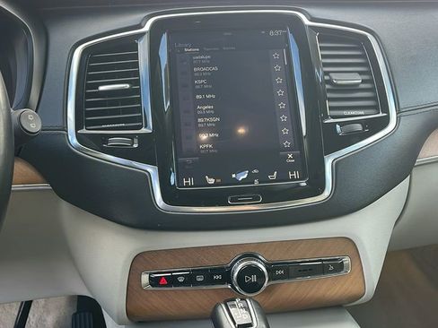 Used 2016 Volvo XC90 T6 Inscription w/ Vision Package image 18