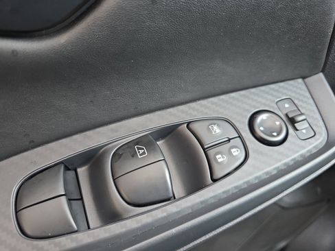 Used 2025 Nissan Sentra S FWD image 26