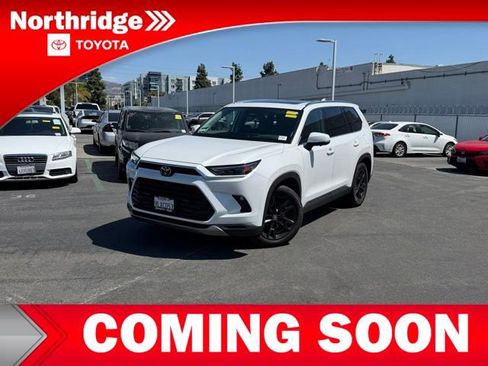 Used 2024 Toyota Grand Highlander AWD image 1