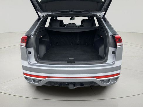 Used 2022 Volkswagen Atlas Cross Sport SEL R-Line image 29