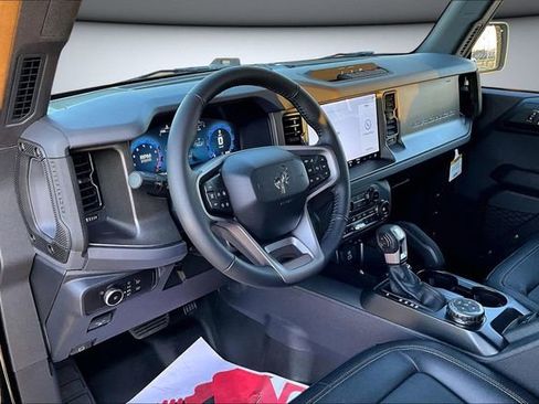 New 2025 Ford Bronco Big Bend w/ Black Diamond Package image 7