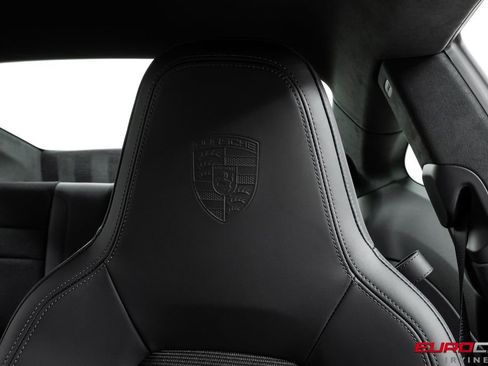 Used 2025 Porsche 911 GT3 image 44