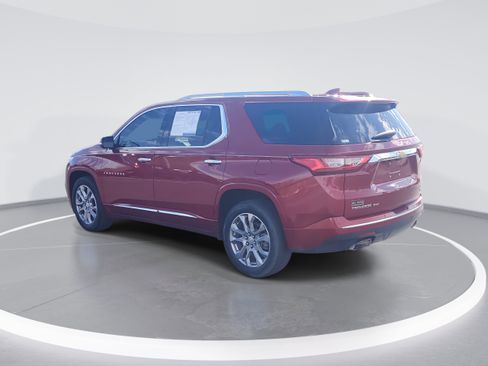 Used 2018 Chevrolet Traverse Premier image 4