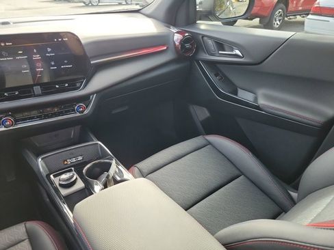 Used 2026 Chevrolet Equinox RS w/ Safety and Technology Package image 3