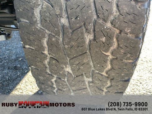 Used 2003 Chevrolet Silverado 2500 LS w/ Skid Plate Package image 9