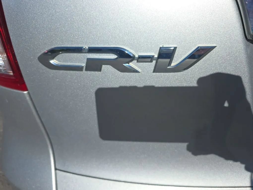 Used 2015 Honda CR-V LX image 18