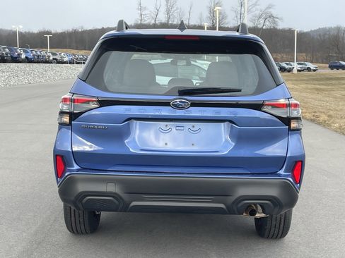 Used 2026 Subaru Forester Premium AWD/4WD image 3