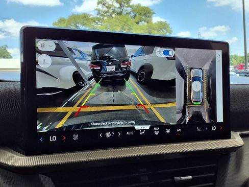 Certified 2025 Ford Explorer ST-Line AWD/4WD image 17