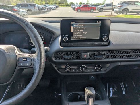 Used 2023 Honda HR-V LX image 17