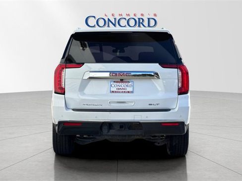Used 2024 GMC Yukon XL SLT image 5