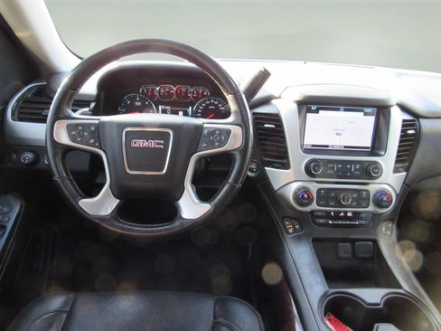 Used 2018 GMC Yukon SLT w/ Open Road Package image 5
