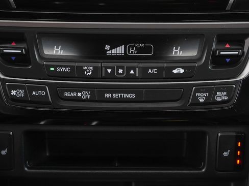 Used 2022 Honda Ridgeline Black Edition image 38