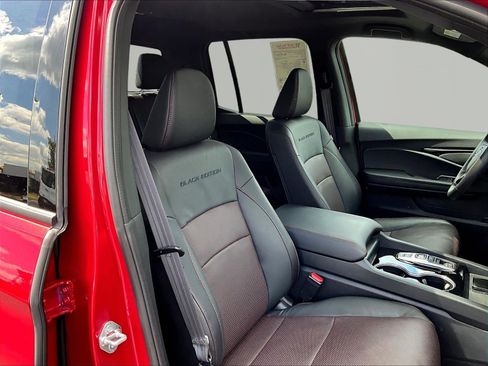 Used 2025 Honda Ridgeline Black Edition image 30