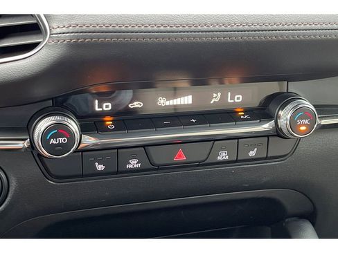 Certified 2023 MAZDA MAZDA3 s w/ Appearance Package image 28