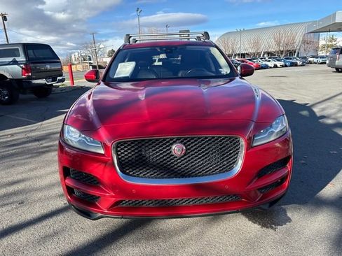 Used 2018 Jaguar F-PACE Prestige image 10