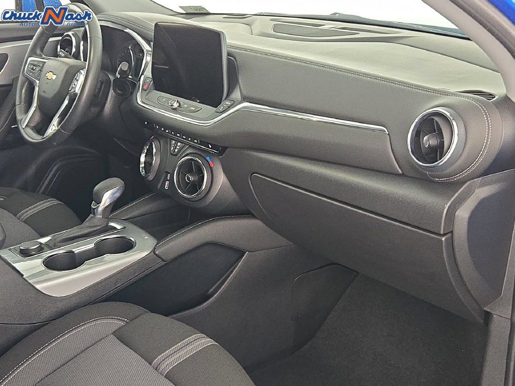 Certified 2026 Chevrolet Blazer LT FWD image 33