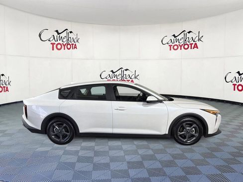 Used 2025 Kia K4 FWD image 9