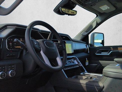 New 2026 GMC Sierra 2500 Denali w/ Denali Reserve Package AWD/4WD image 3