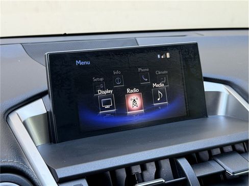 Used 2016 Lexus NX 200t FWD image 18