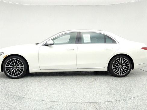 Used 2022 Mercedes-Benz S 500 4MATIC image 8