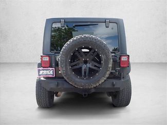 Used 2018 Jeep Wrangler Unlimited Sahara AWD/4WD video 3