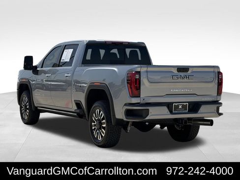 Used 2026 GMC Sierra 2500 Denali Ultimate AWD/4WD image 6